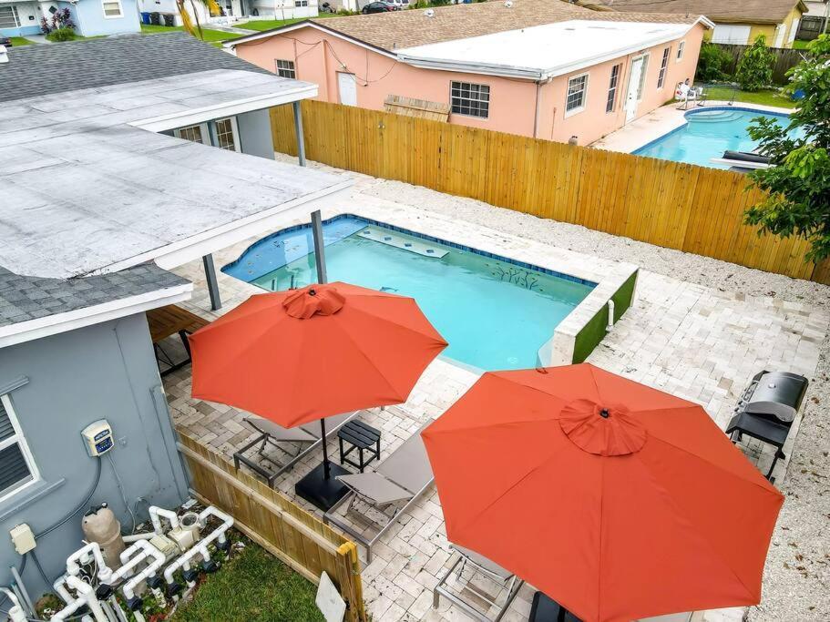 Hidden Gem 4 Bedroom Home With Private Pool & Game Room Fort Lauderdale Esterno foto