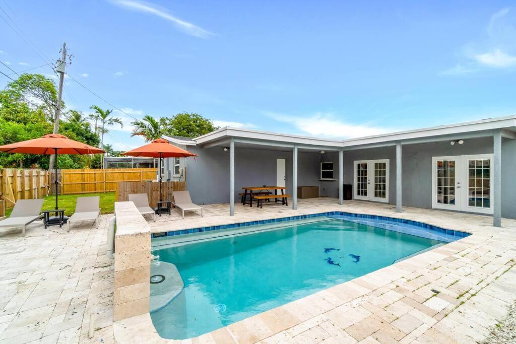 Hidden Gem 4 Bedroom Home With Private Pool & Game Room Fort Lauderdale Esterno foto